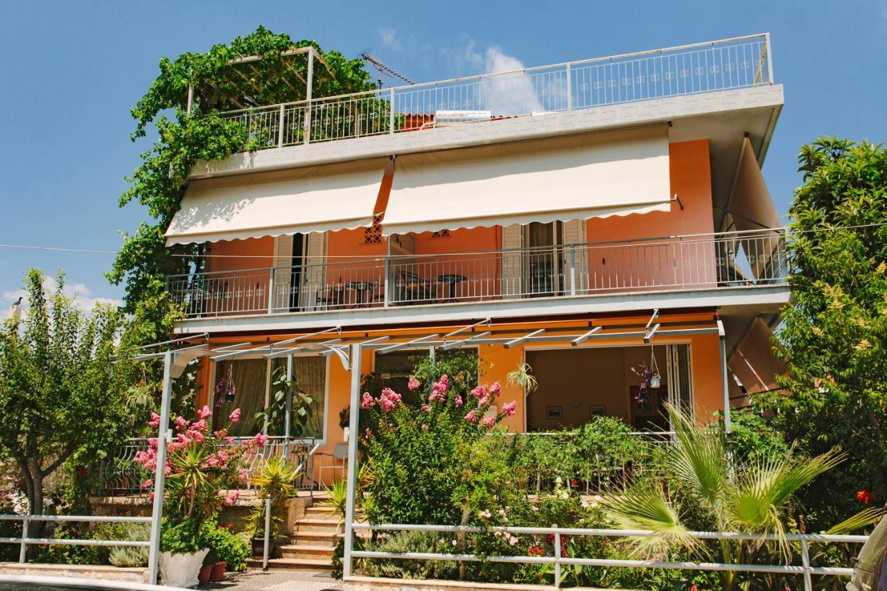 Hotel Loula Rooms And Apartments Kamena Vourla Exteriör bild